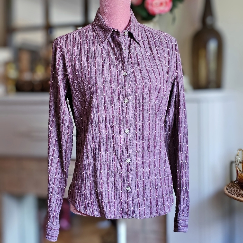 Women's Columbia long sleeve button-up casual shirt, size medium.
